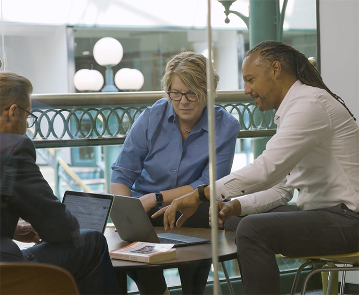 5 Embedded Consulting and Strategic